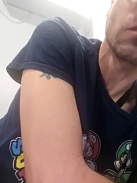 Sexychefstud11's cam snapshot