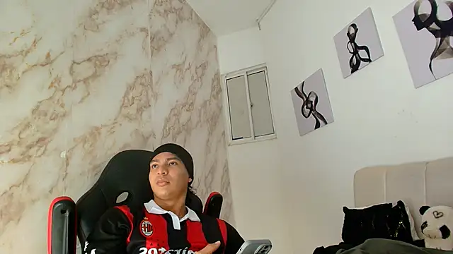 toji_luxxer's cam snapshot