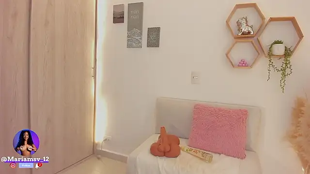 mariam_hill's cam snapshot