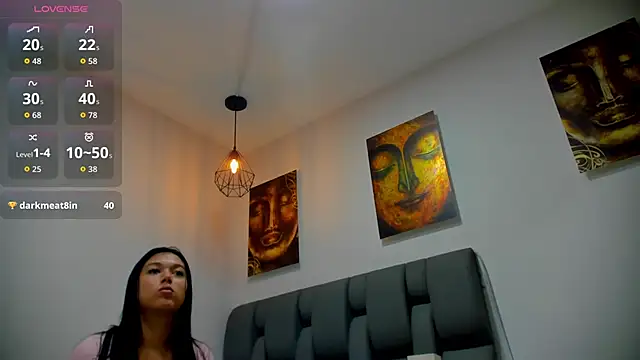 Emma_HotLatina's cam snapshot