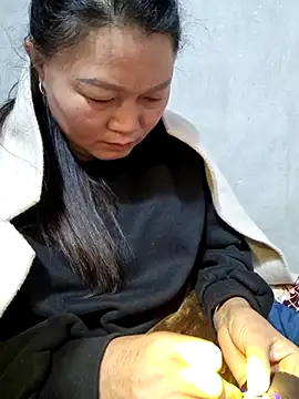 yoowwmr's cam snapshot