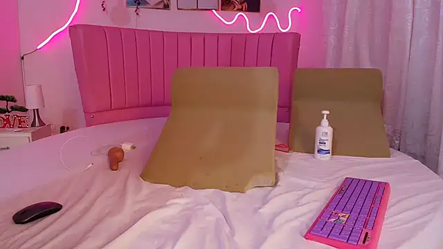 Azul_horney live sex cam