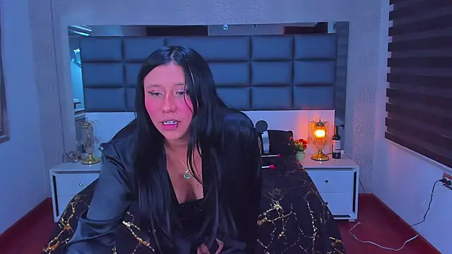 Nohemi_louse's cam snapshot