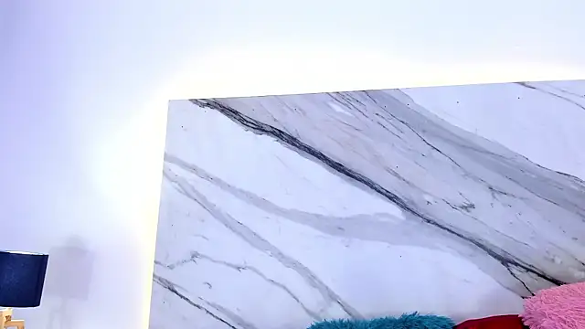 thamiina_'s cam snapshot