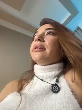 ItalianGirl live sex cam