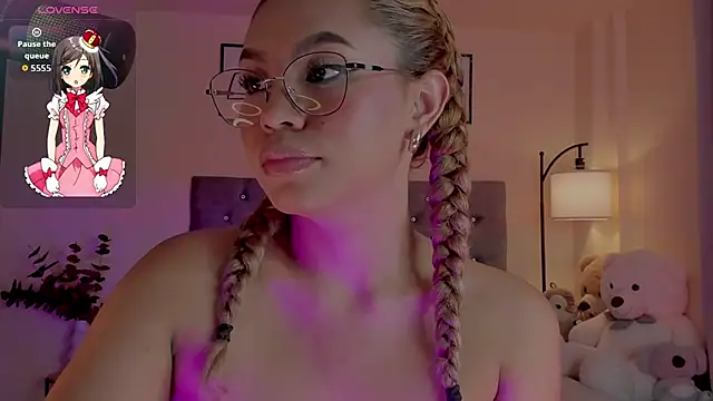 OxanaFedorova1-'s cam snapshot