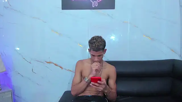 Little_nicoll's cam snapshot