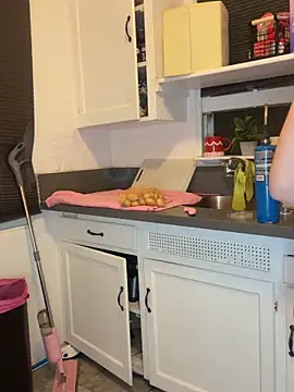 Curliegirlie's cam snapshot