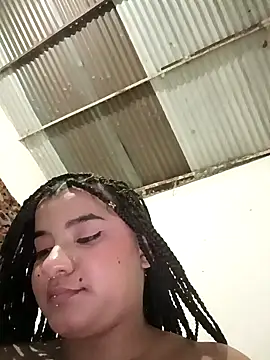 tina_tinitaa's cam snapshot