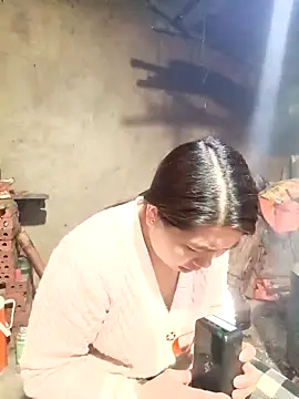 quynhkoolbae's cam snapshot