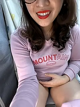 Ariana-Vy's cam snapshot