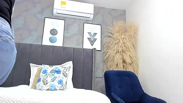 Milf_loven_'s cam snapshot