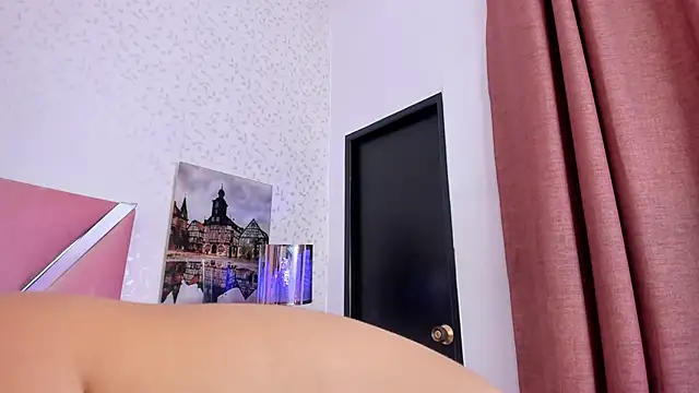 Helenn_monroy1's cam snapshot