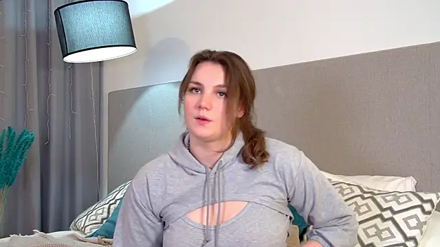 KarenClarks live sex cam