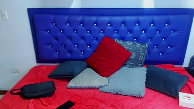 kiwii_nasty live sex cam