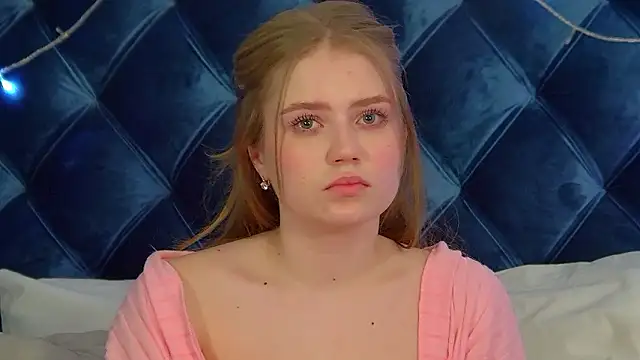 SelinSwarovski's cam snapshot