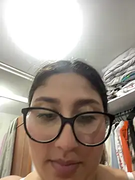 croftsmila live sex cam