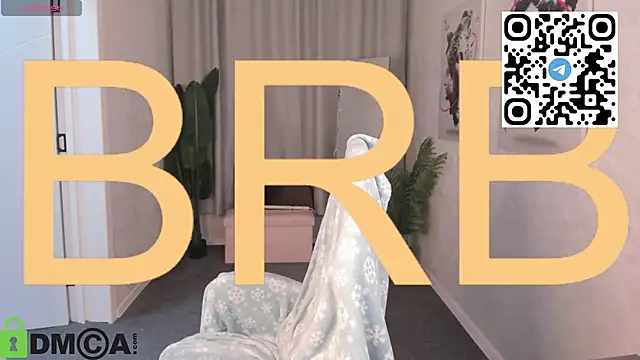 Nuura_Moore's cam snapshot