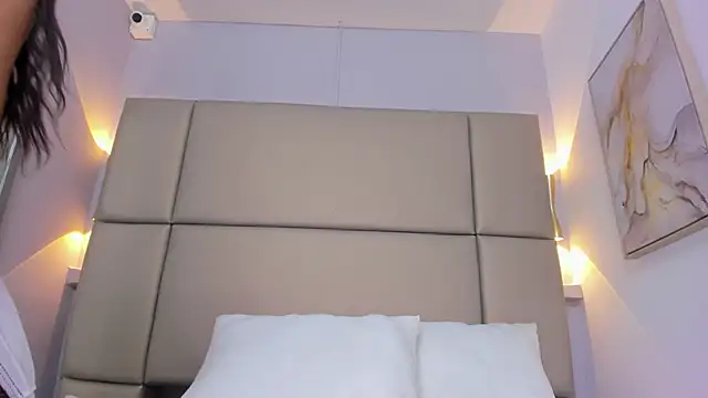 Violettaevans_'s cam snapshot