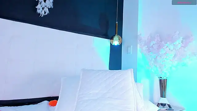 Aixa_hill1's cam snapshot