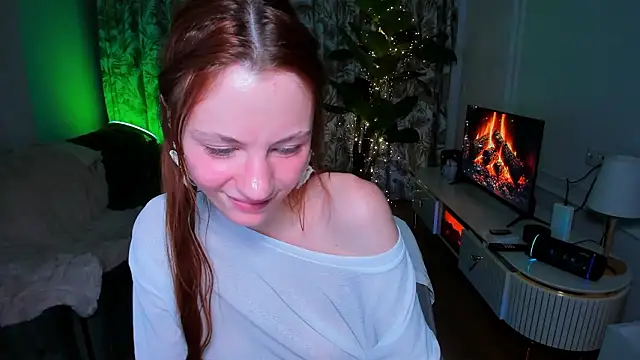 Alyssa_Smitt's cam snapshot