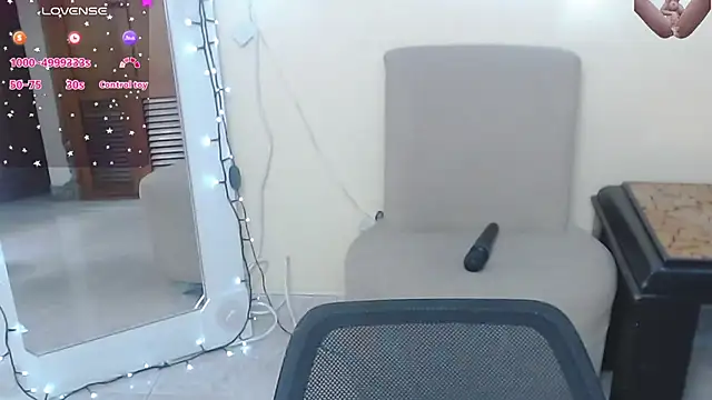 NicoleSantana's cam snapshot