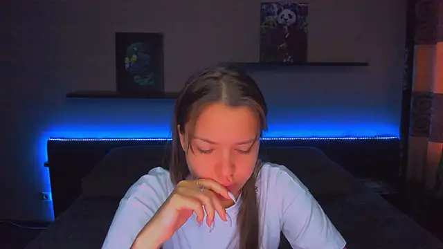 AlexaBarkley's cam snapshot