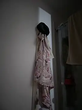 Sofia_Collins-'s cam snapshot