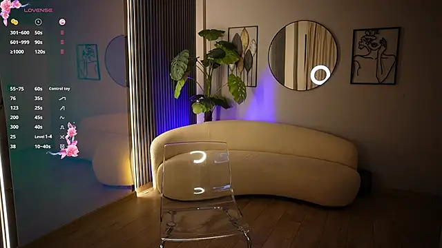 HottieLillyXXX's cam snapshot