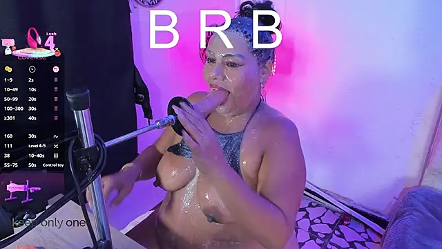 bigboobs_violeta's cam snapshot