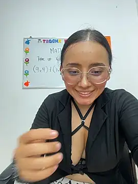 Kay_LustyWife live sex cam