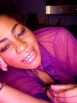 AmazonianMistress's cam snapshot