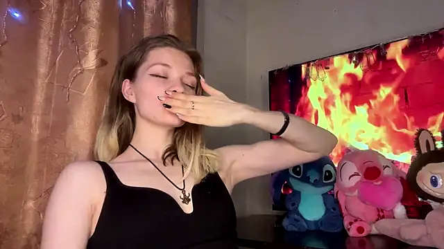 Ellyy_ly's cam snapshot