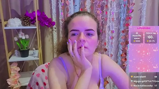 Luisa_Rosee's cam snapshot