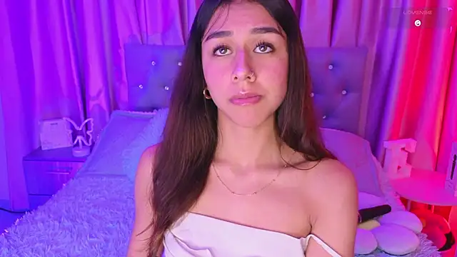 Emiily_Scott1's cam snapshot