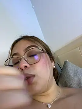 Liza_1's cam snapshot