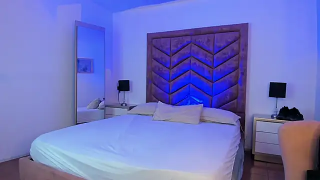 VanessaParis__ live sex cam