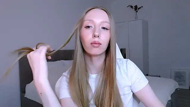 Luna_insniity's cam snapshot