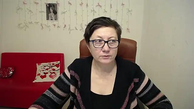 EmilyL0ve live sex cam