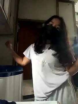 babyneetu10's cam snapshot