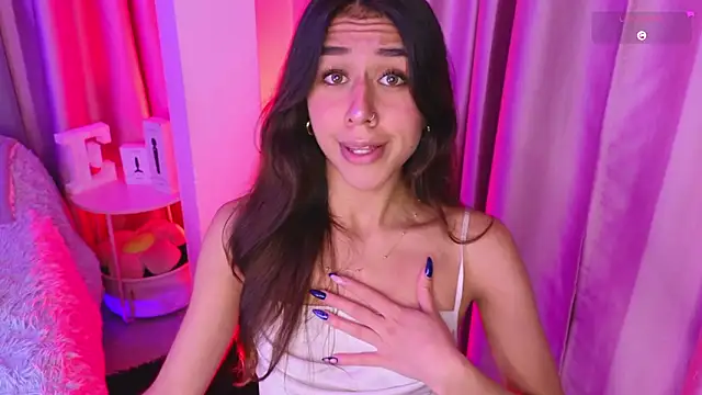 Emiily_Scott1's cam snapshot