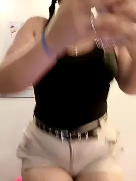 You-kitty2025 live sex cam