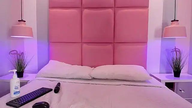 JulianaValencia's cam snapshot