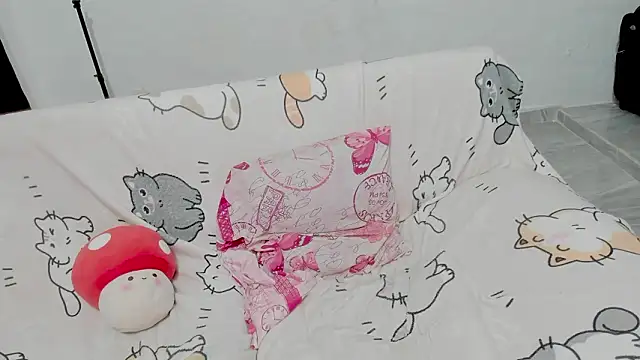 Naoko_7w7's cam snapshot