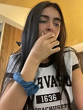 DaphneUwu's cam snapshot