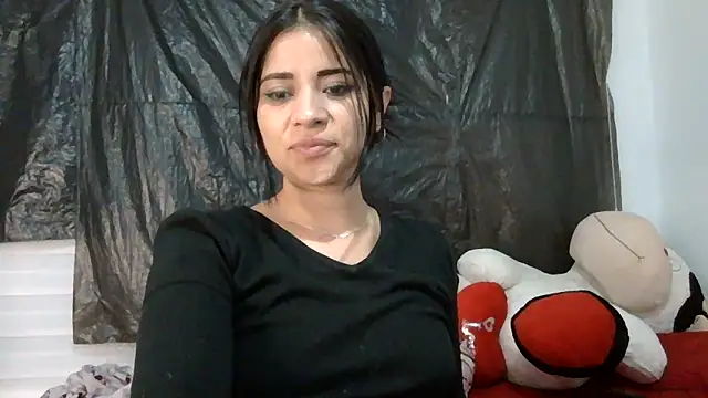 ValerieLove_'s cam snapshot