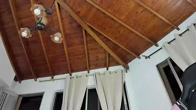 IsaFontanna live sex cam