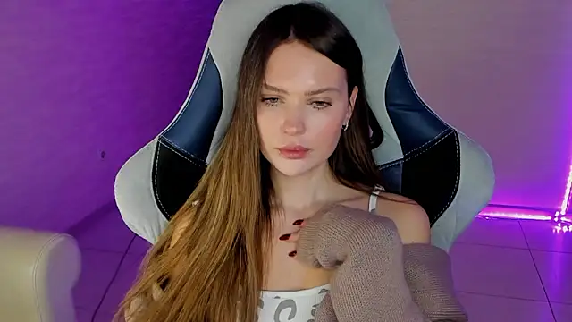 yourArya's cam snapshot