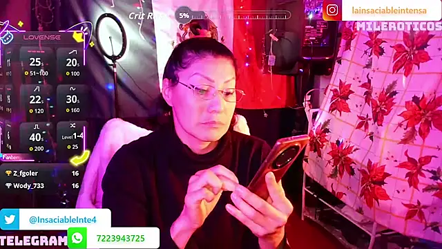 LaInsaciableIntensa's cam snapshot