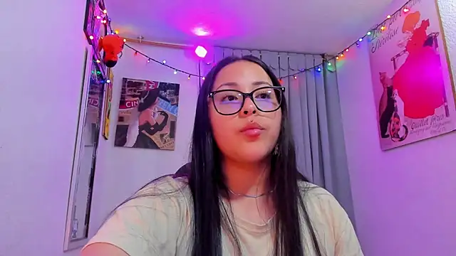 Bella-Gema's cam snapshot